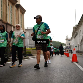 Runner Photo 8542764