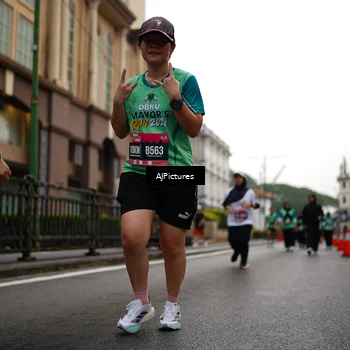 Runner Photo 8542768