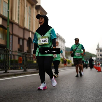 Runner Photo 8542769