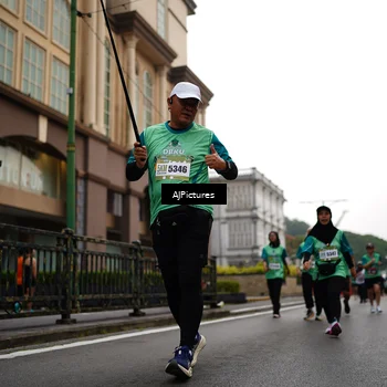 Runner Photo 8542771