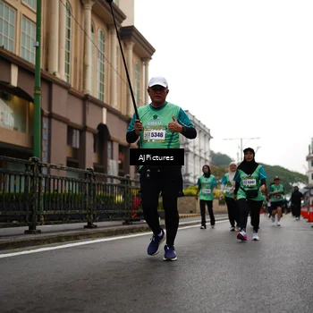 Runner Photo 8542774