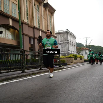 Runner Photo 8542782