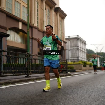 Runner Photo 8542784