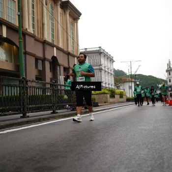Runner Photo 8542785