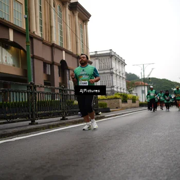 Runner Photo 8542786