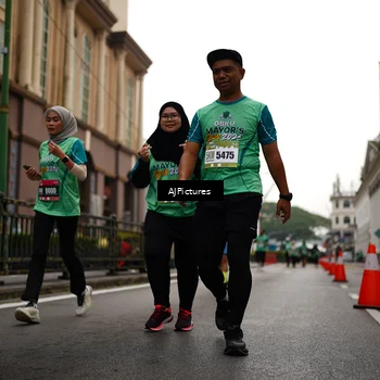 Runner Photo 8542788