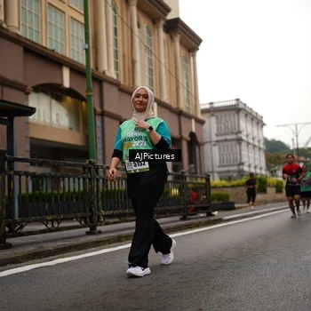 Runner Photo 8542821