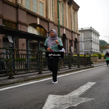 Runner Photo 8542850