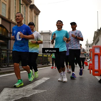 Runner Photo 8542865