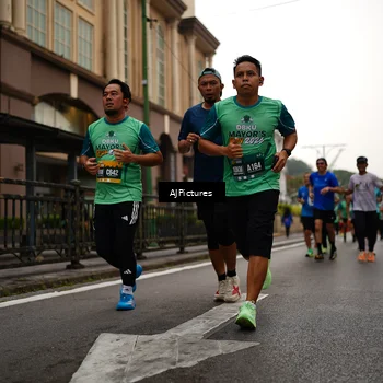Runner Photo 8542871