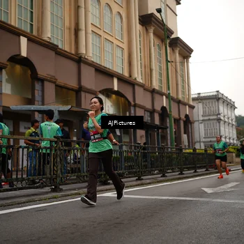 Runner Photo 8542941