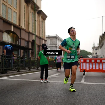 Runner Photo 8542966