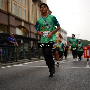 Runner Photo 8542988