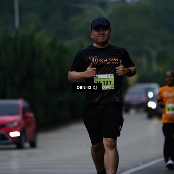 Runner Photo 8543010