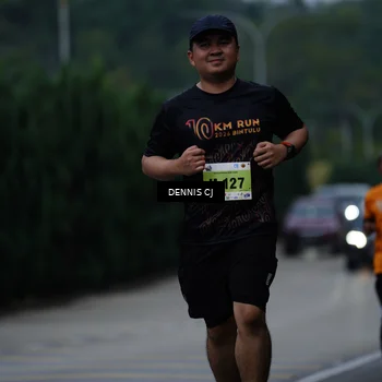 Runner Photo 8543020