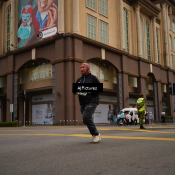 Runner Photo 8543049