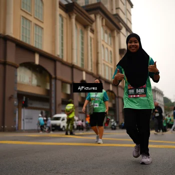 Runner Photo 8543054