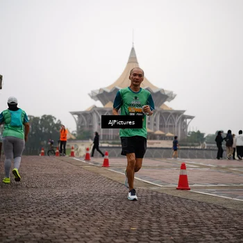 Runner Photo 8543077