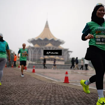 Runner Photo 8543084