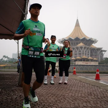 Runner Photo 8543092