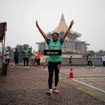 Runner Photo 8543106