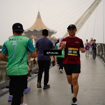 Runner Photo 8543109
