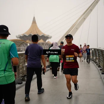 Runner Photo 8543110