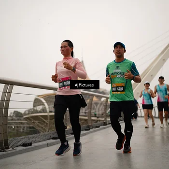 Runner Photo 8543122