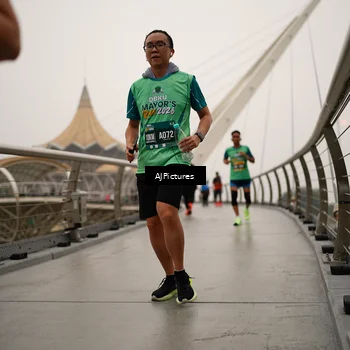 Runner Photo 8543132