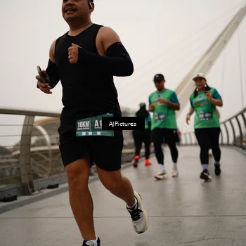 Runner Photo 8543137