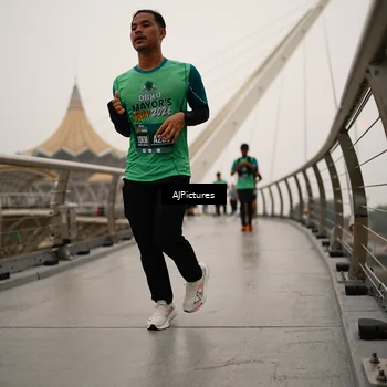 Runner Photo 8543148
