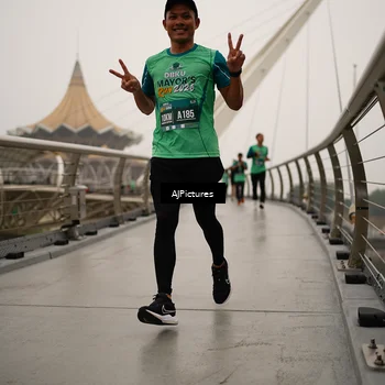 Runner Photo 8543154