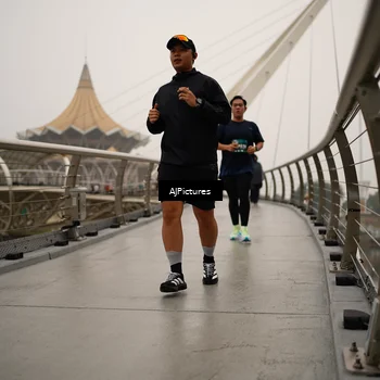 Runner Photo 8543174