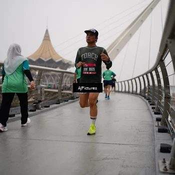 Runner Photo 8543183