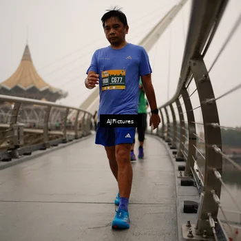 Runner Photo 8543195