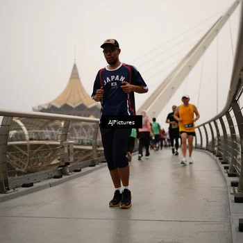 Runner Photo 8543211