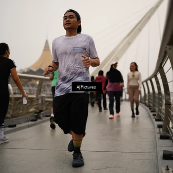Runner Photo 8543215