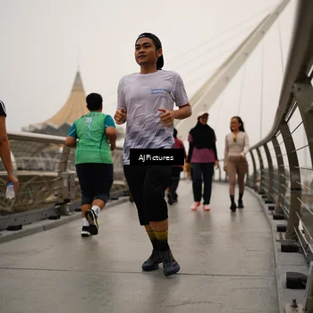 Runner Photo 8543217