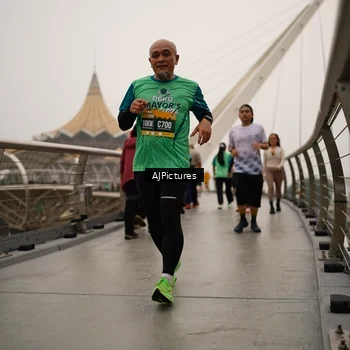 Runner Photo 8543220