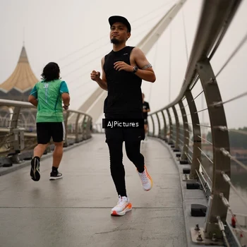 Runner Photo 8543232