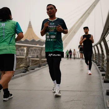 Runner Photo 8543234