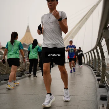 Runner Photo 8543265