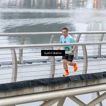 Runner Photo 8543288