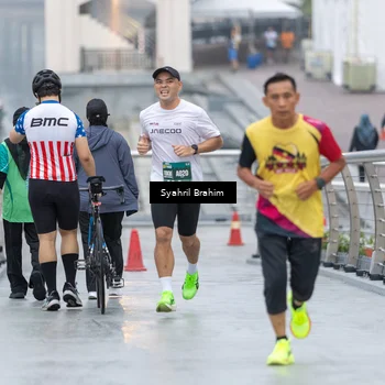 Runner Photo 8543296