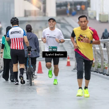 Runner Photo 8543324
