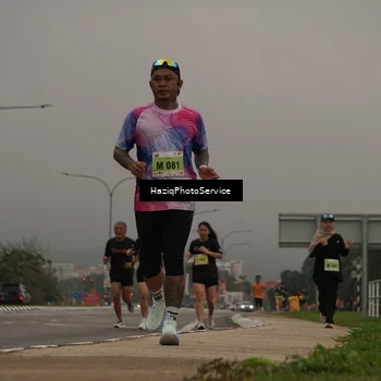 Runner Photo 8543333