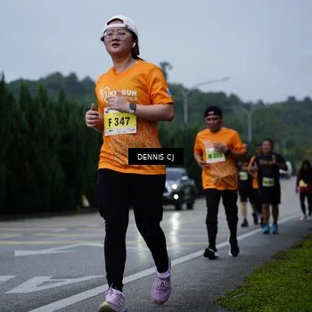 Runner Photo 8543359