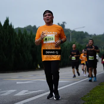 Runner Photo 8543365