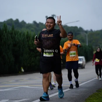 Runner Photo 8543377