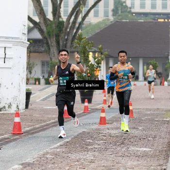 Runner Photo 8543384